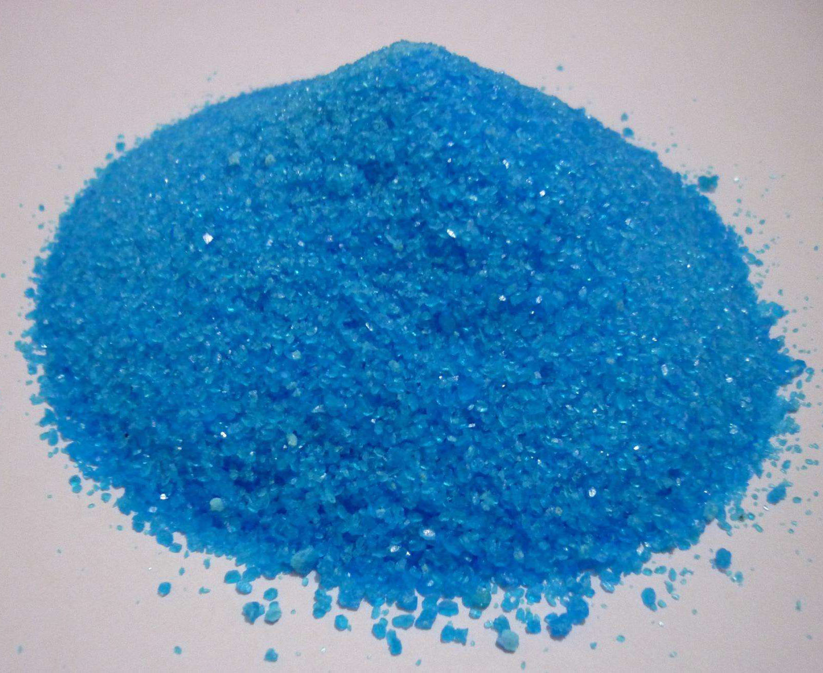 Sulfate de cuivre de haute pureté du sulfate de cuivre CuSo4 Cu34 % avec un  bon prix - Chine Sulfate de cuivre, le sulfate de cuivre pentahydraté